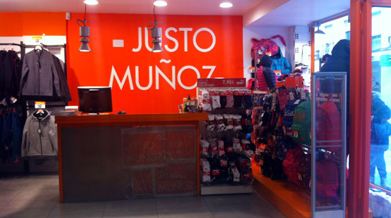 TIENDA JUSTO MUÑOZ CALLE MANTERIA